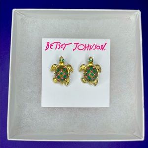 NWOT Betsey Johnson Turtle Stud Earrings